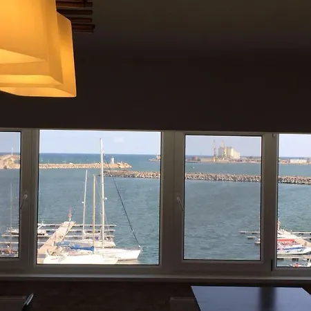 아파트 Apartament Lux Port Turistic *