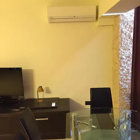 Apartament Lux Port Turistic 아파트